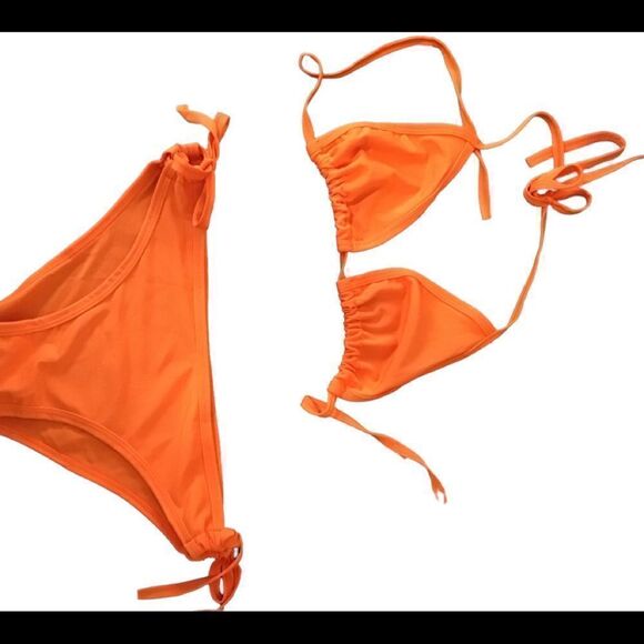 Bright orange swimming suit bikini - Picture 6 of 8